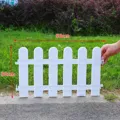 Hàng rào nhựa trang trí có chân, nhiều kích thước - Ảnh 4